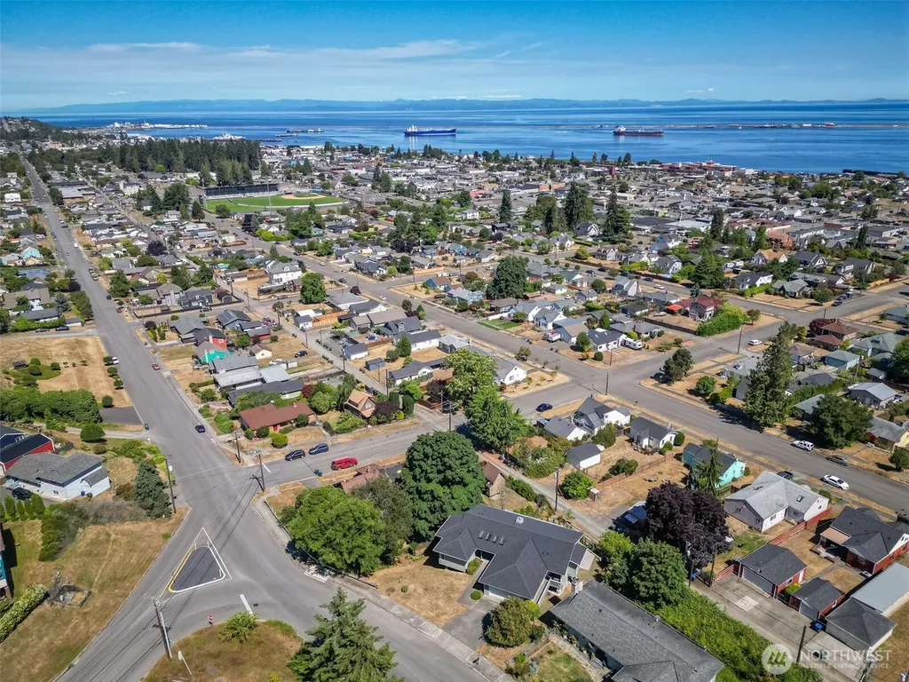 1311 E 5th Street Port Angeles WA 98362
