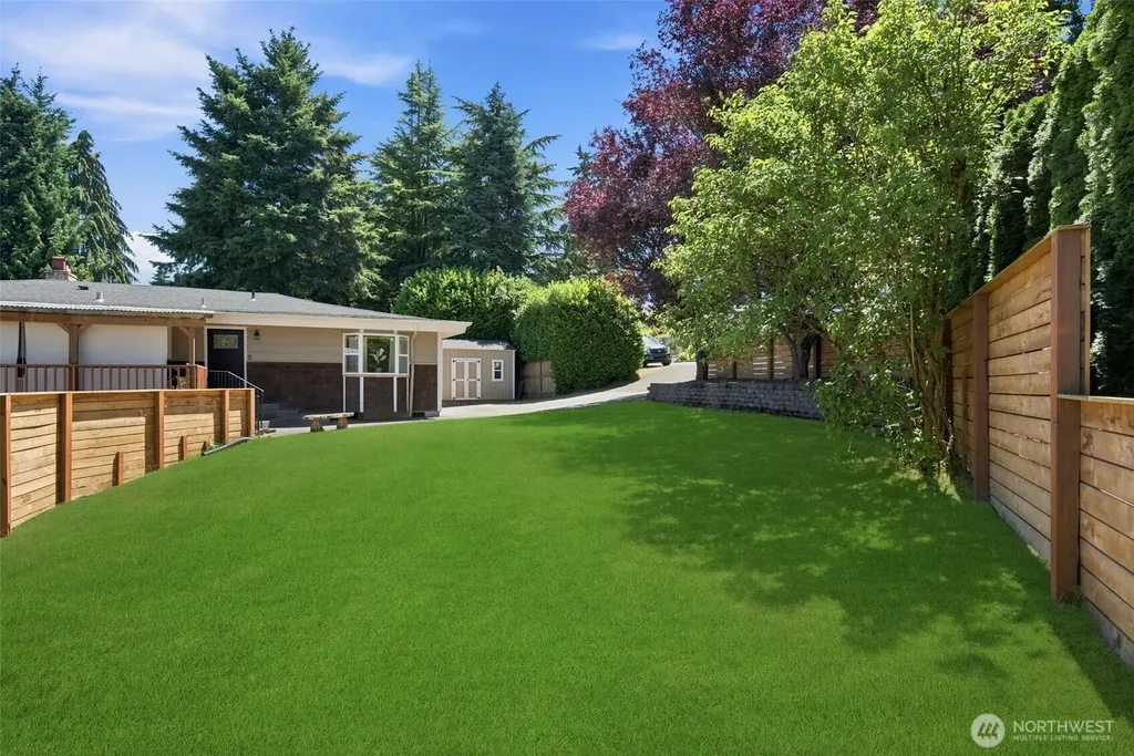 413 104th Avenue E Edgewood WA 98372