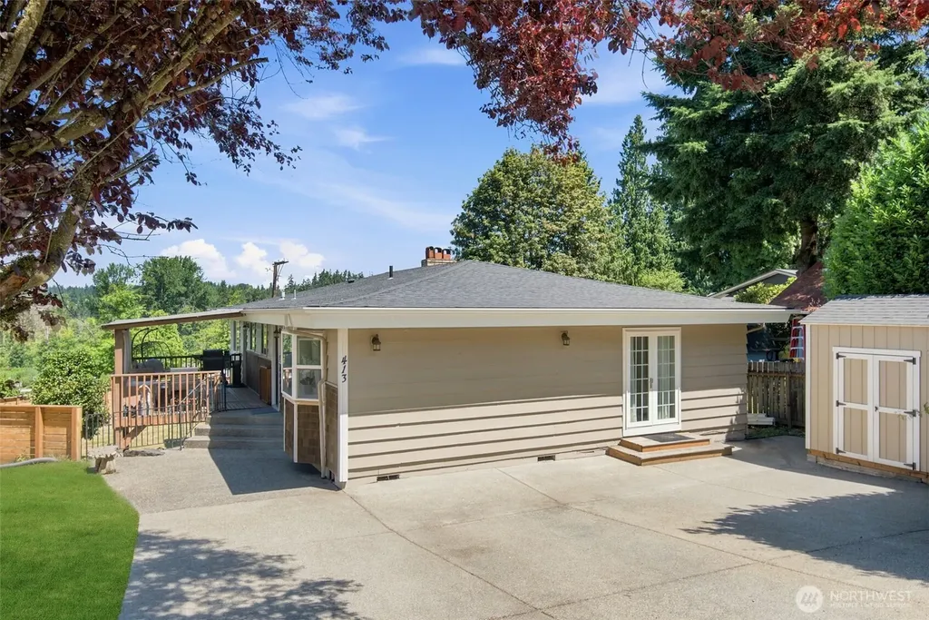 413 104th Avenue E Edgewood WA 98372