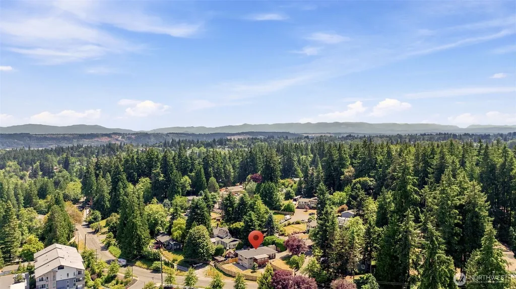 413 104th Avenue E Edgewood WA 98372
