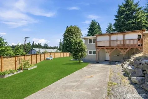 413 104th Avenue E Edgewood WA 98372