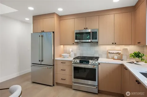 9909 NE 200th Street Bothell WA 98011