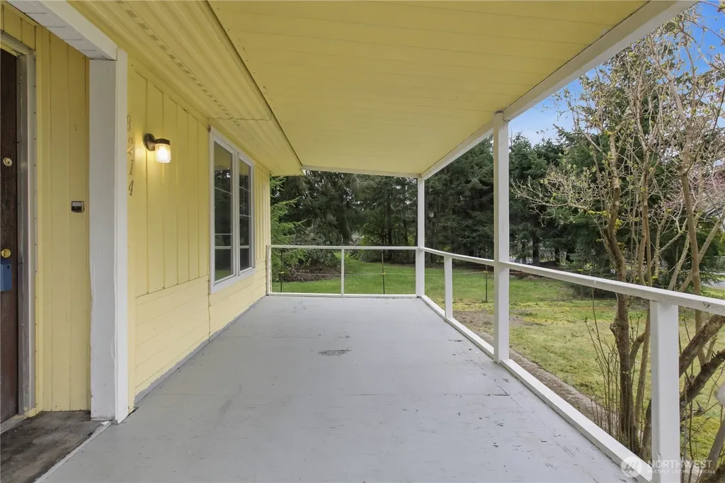 8214 191st Street E Puyallup WA 98375