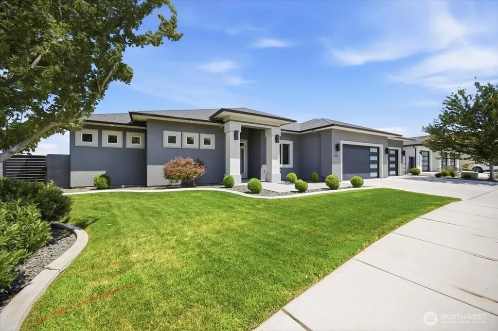 5483 S Kent Street Kennewick WA 99337