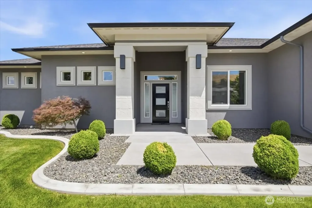 5483 S Kent Street Kennewick WA 99337