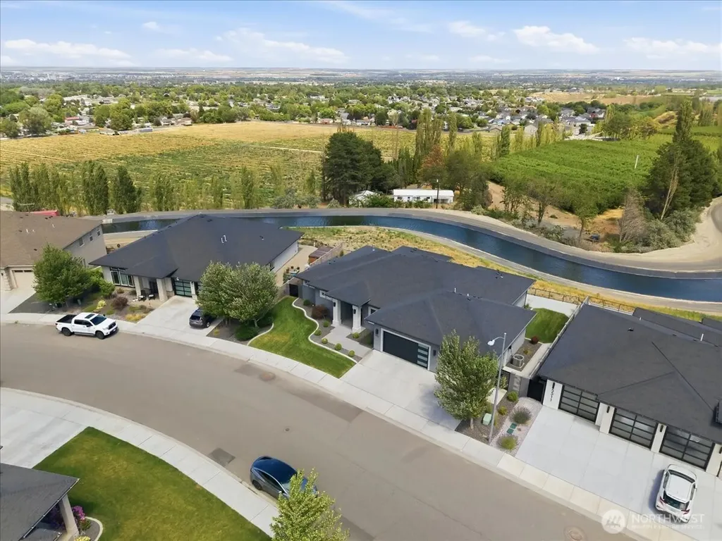 5483 S Kent Street Kennewick WA 99337