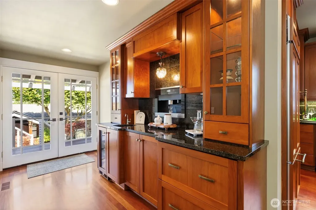 623 Kitsap Street Port Orchard WA 98366