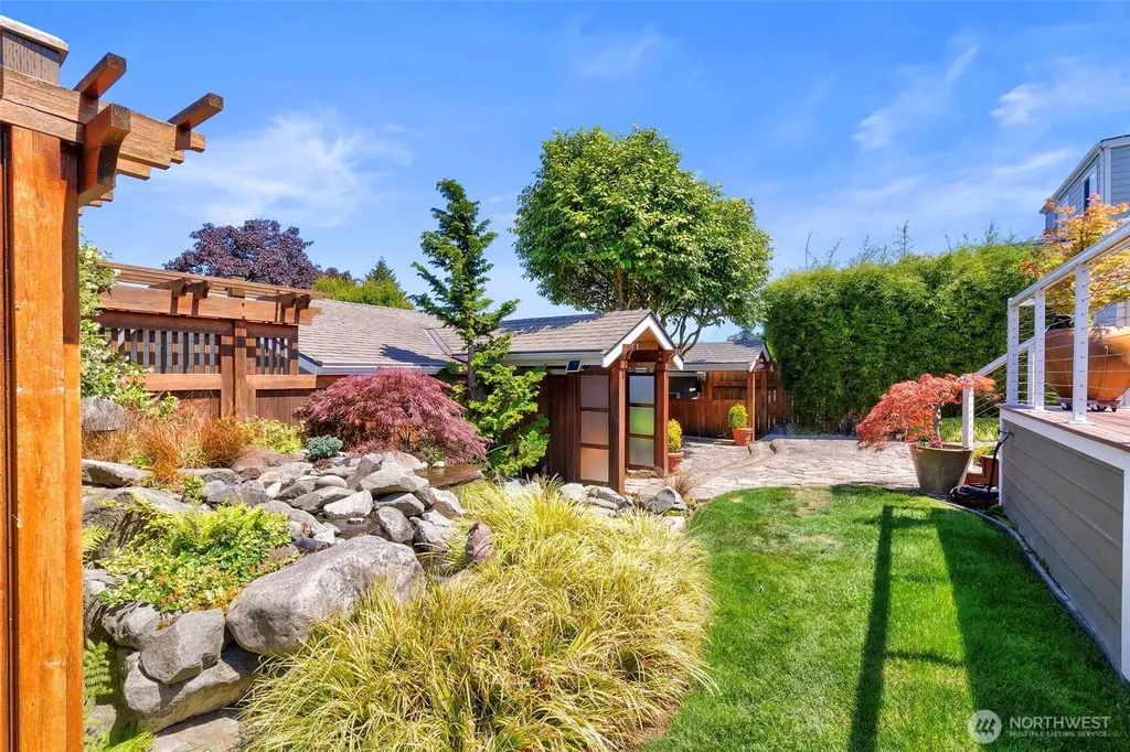 623 Kitsap Street Port Orchard WA 98366