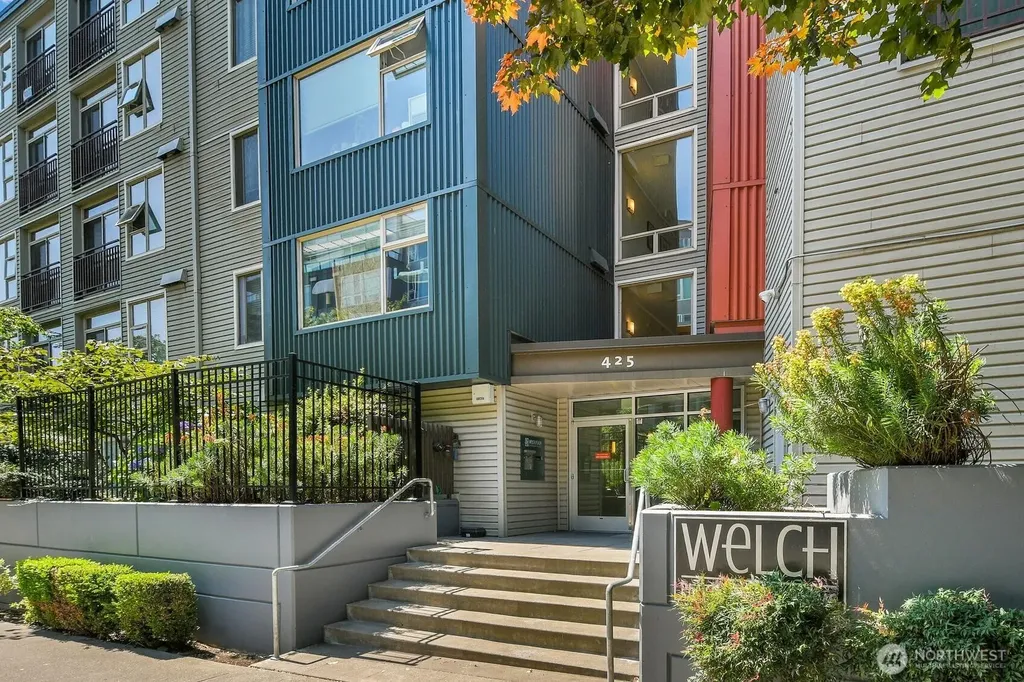 425 23rd Avenue S Seattle WA 98144