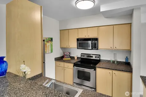 425 23rd Avenue S Seattle WA 98144