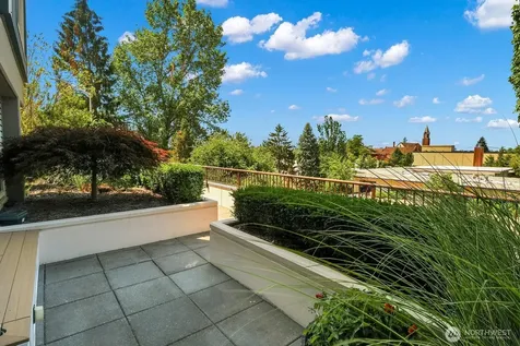 425 23rd Avenue S Seattle WA 98144
