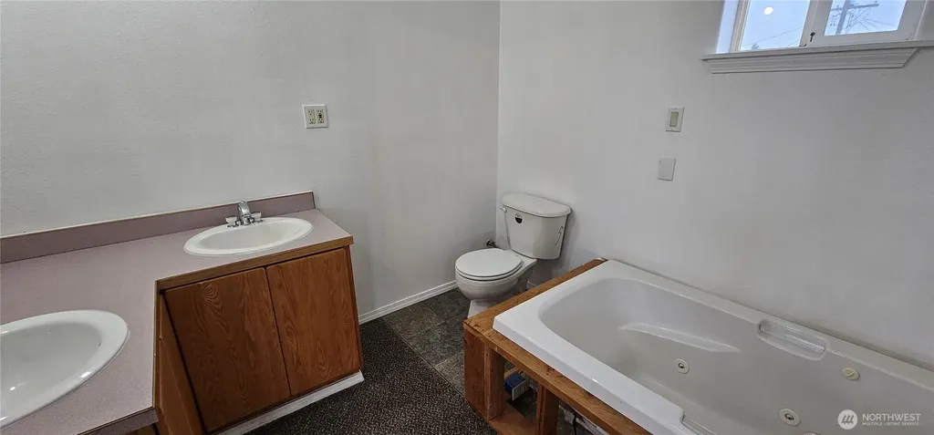 40 Cherry Street S Soap Lake WA 98851