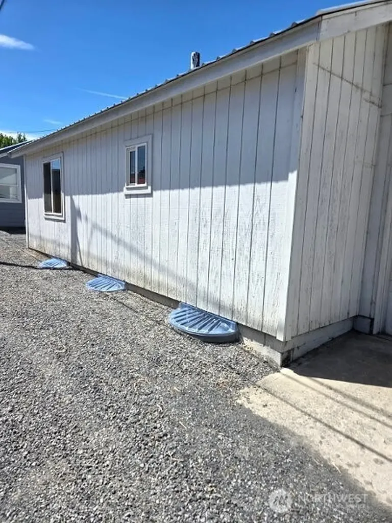 40 Cherry Street S Soap Lake WA 98851