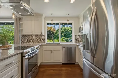 105 161st Street SE Bothell WA 98012