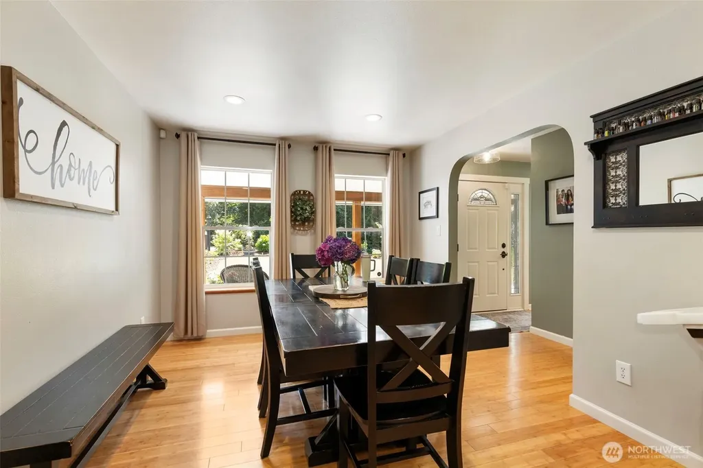 8843 Clearwater Lane SE Port Orchard WA 98367