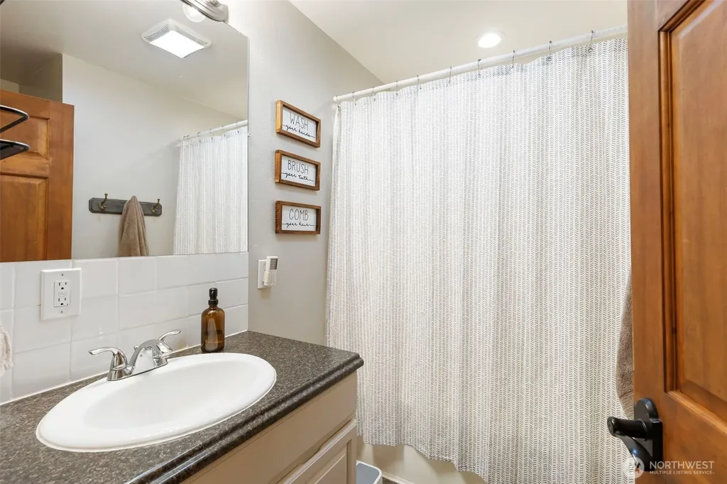 8843 Clearwater Lane SE Port Orchard WA 98367