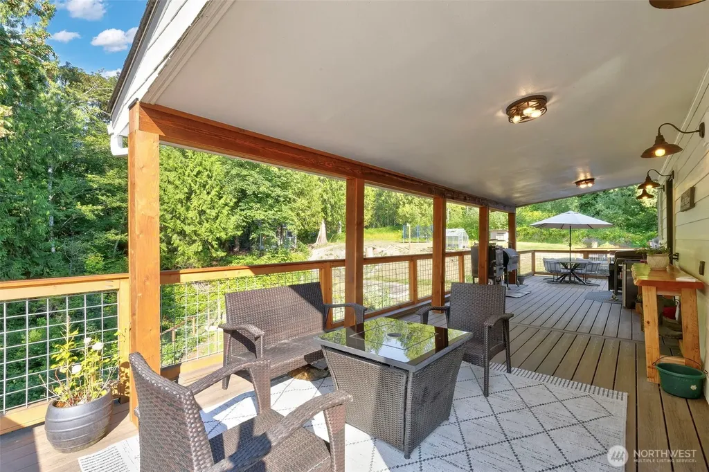 8843 Clearwater Lane SE Port Orchard WA 98367