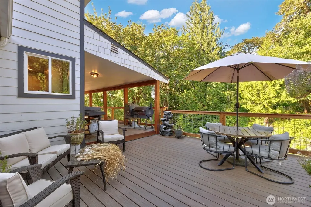 8843 Clearwater Lane SE Port Orchard WA 98367
