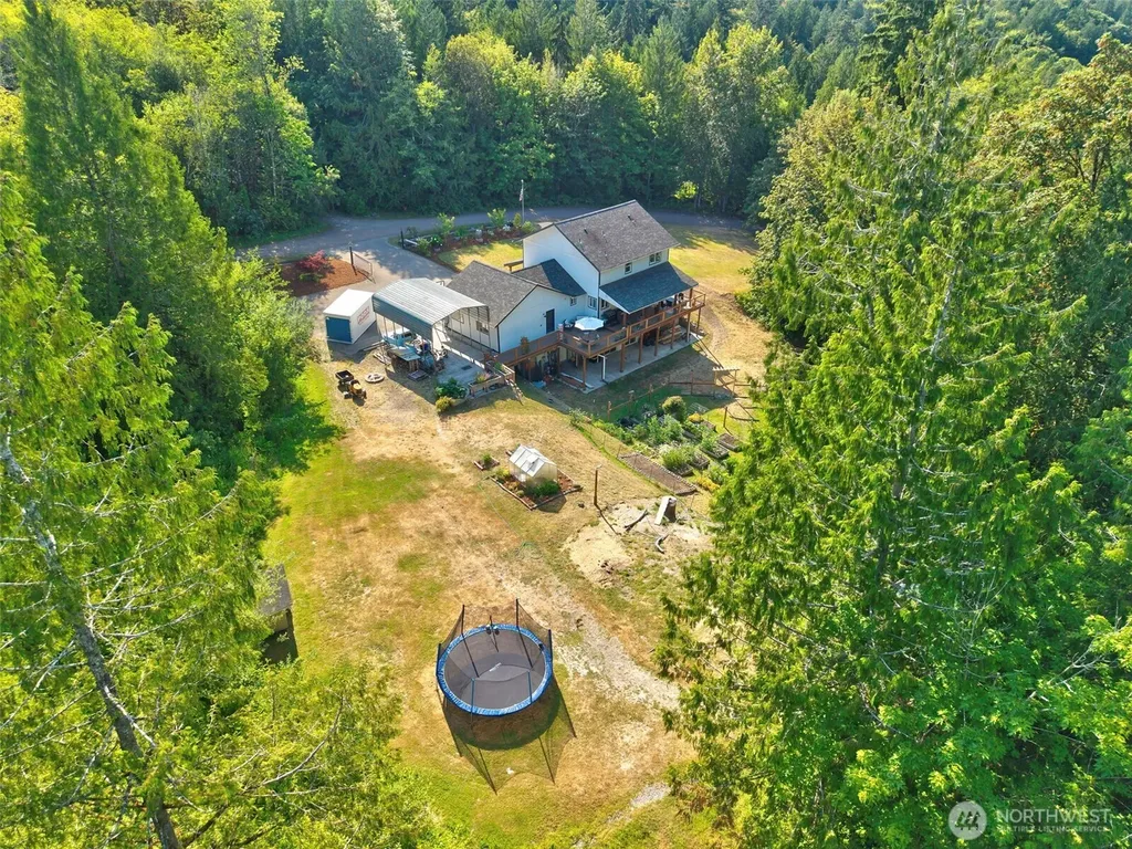 8843 Clearwater Lane SE Port Orchard WA 98367