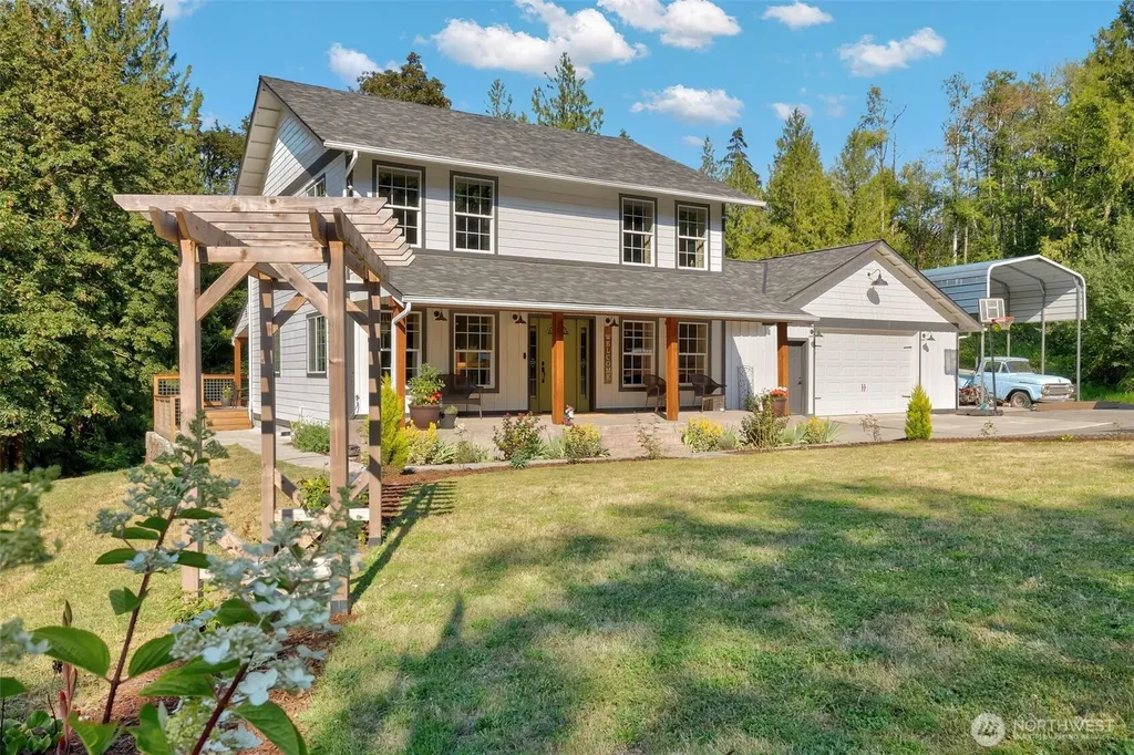8843 Clearwater Lane SE Port Orchard WA 98367