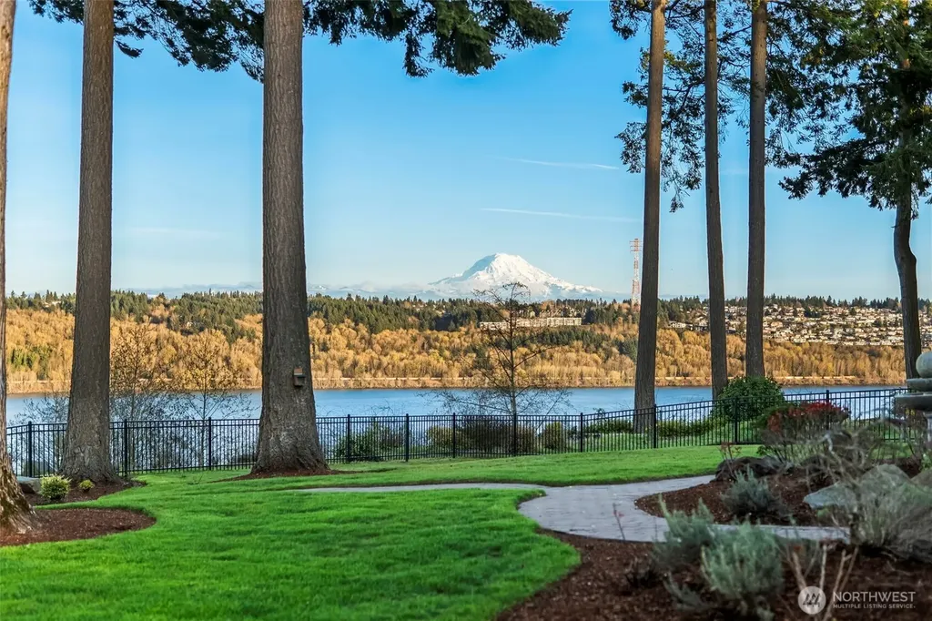3323 9th Avenue Ct NW Gig Harbor WA 98335