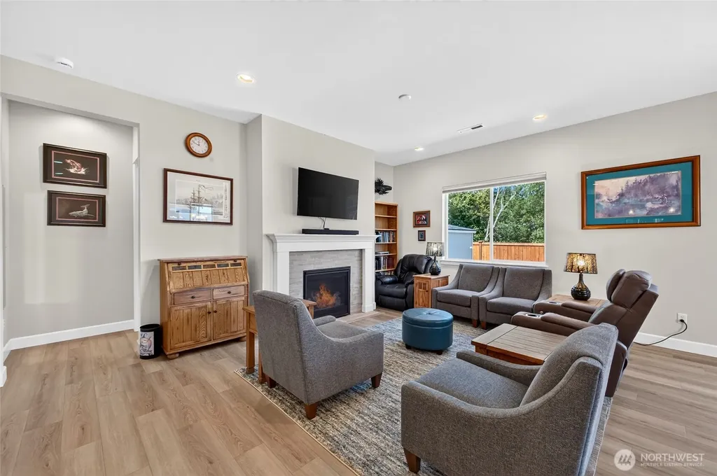 6158 Marymere Road SW Port Orchard WA 98367