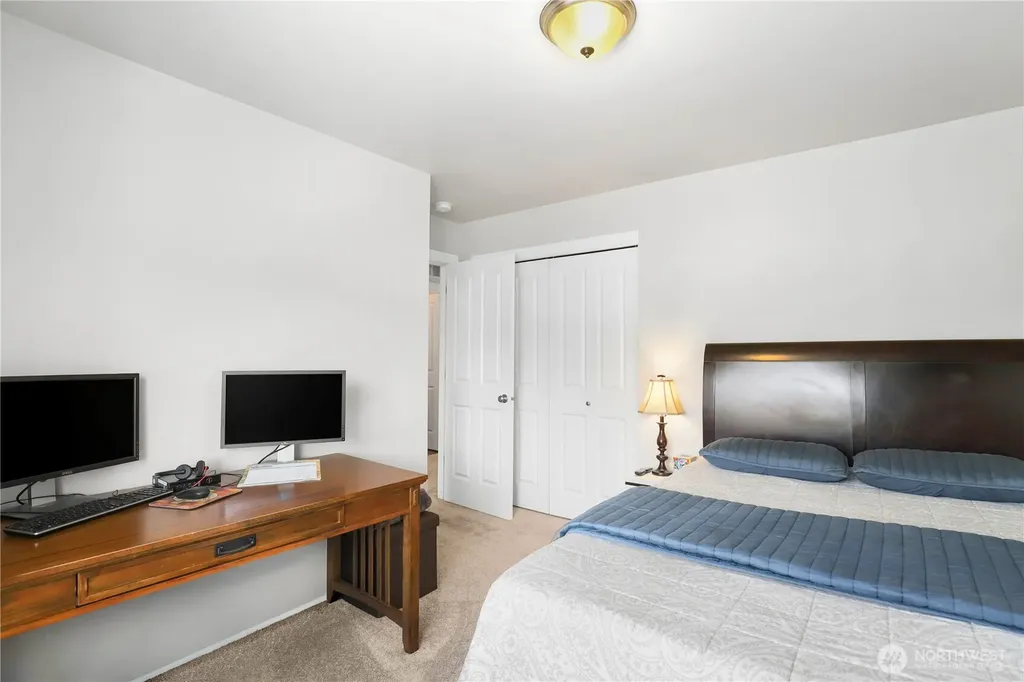 1010 Van Ogle Lane NW Orting WA 98360
