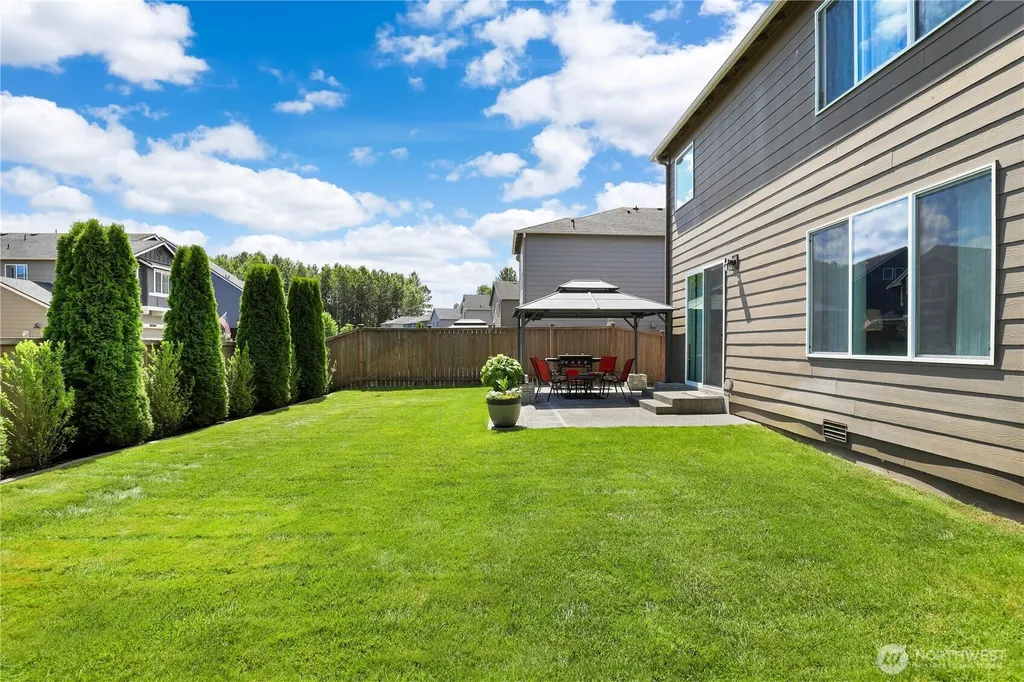 1010 Van Ogle Lane NW Orting WA 98360