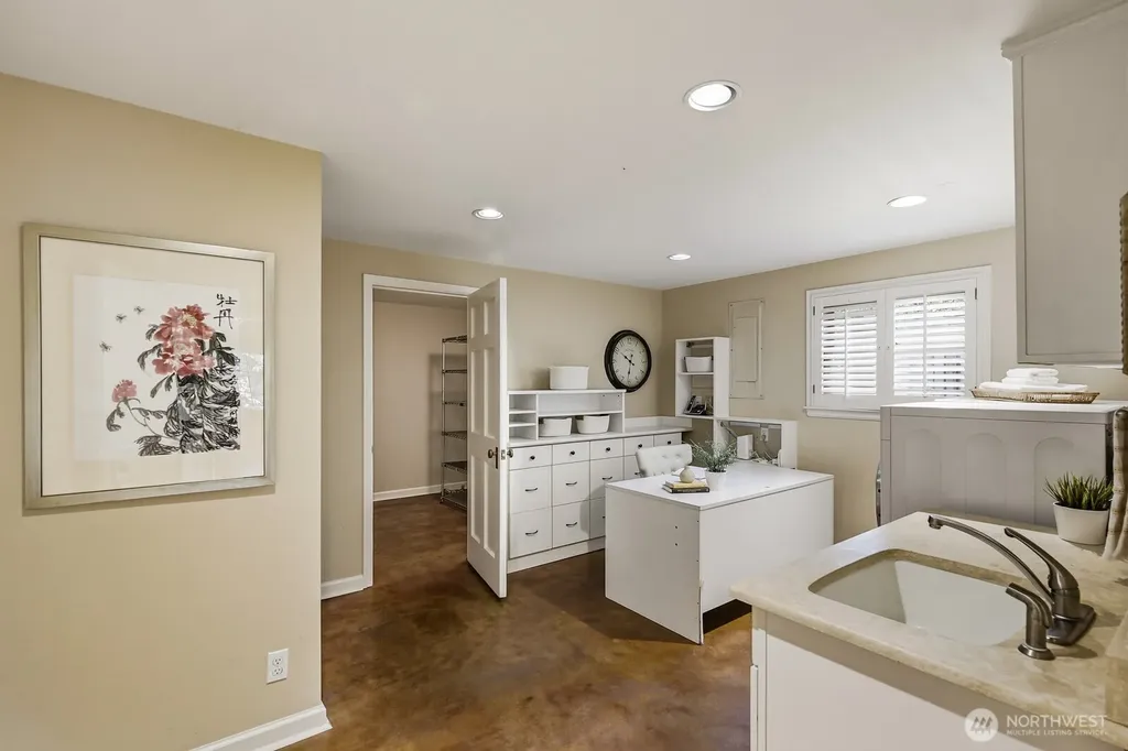 2109 38th Avenue E Seattle WA 98112