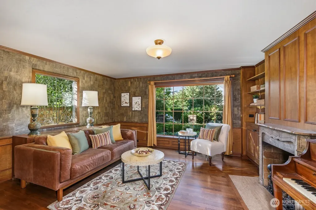 2109 38th Avenue E Seattle WA 98112