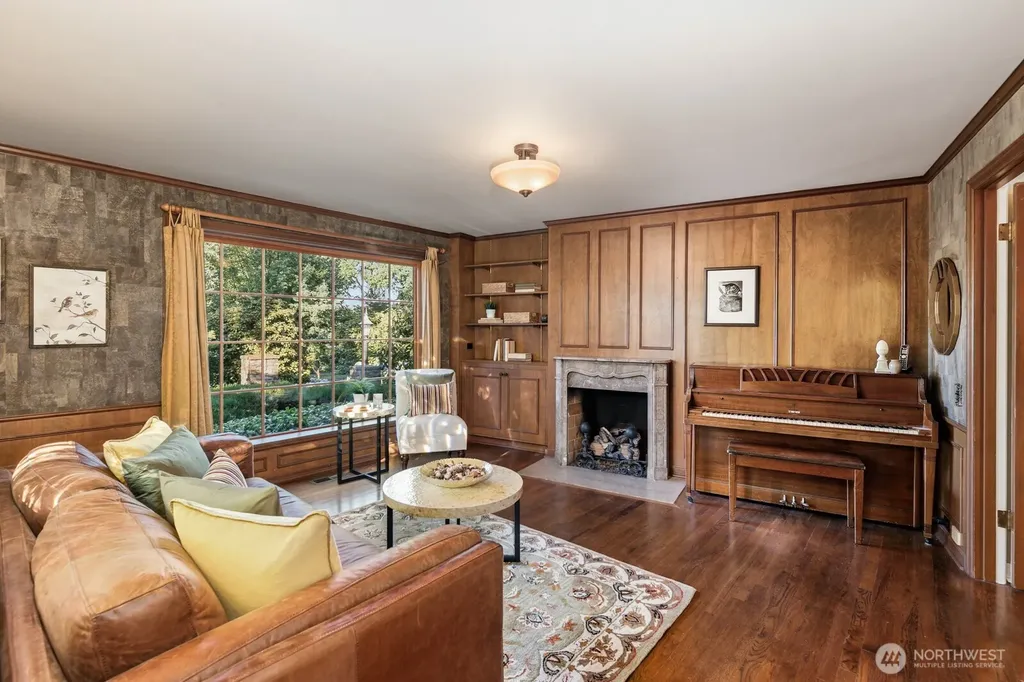 2109 38th Avenue E Seattle WA 98112