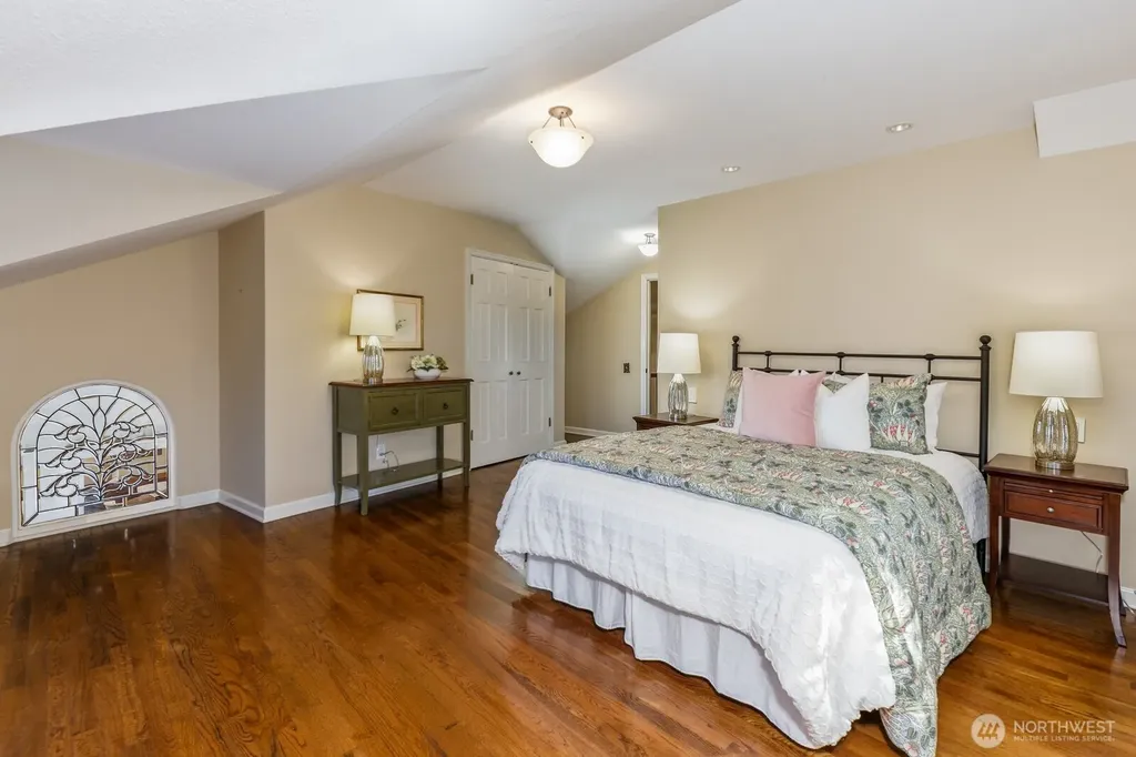 2109 38th Avenue E Seattle WA 98112