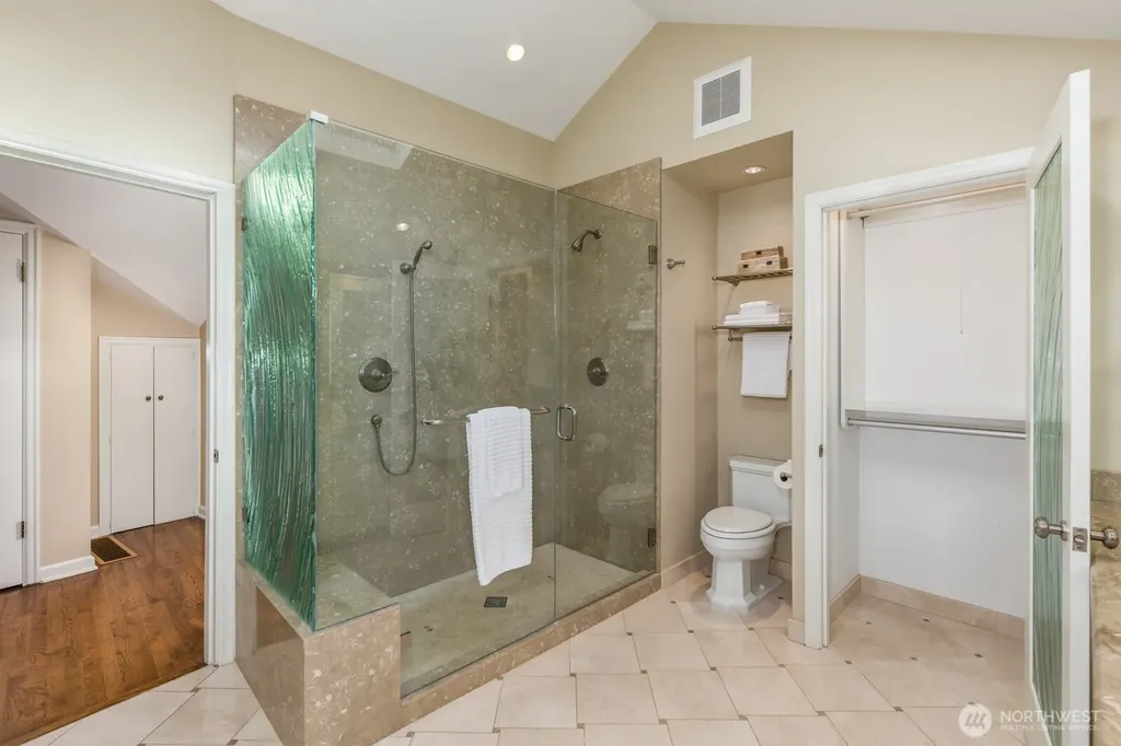 2109 38th Avenue E Seattle WA 98112