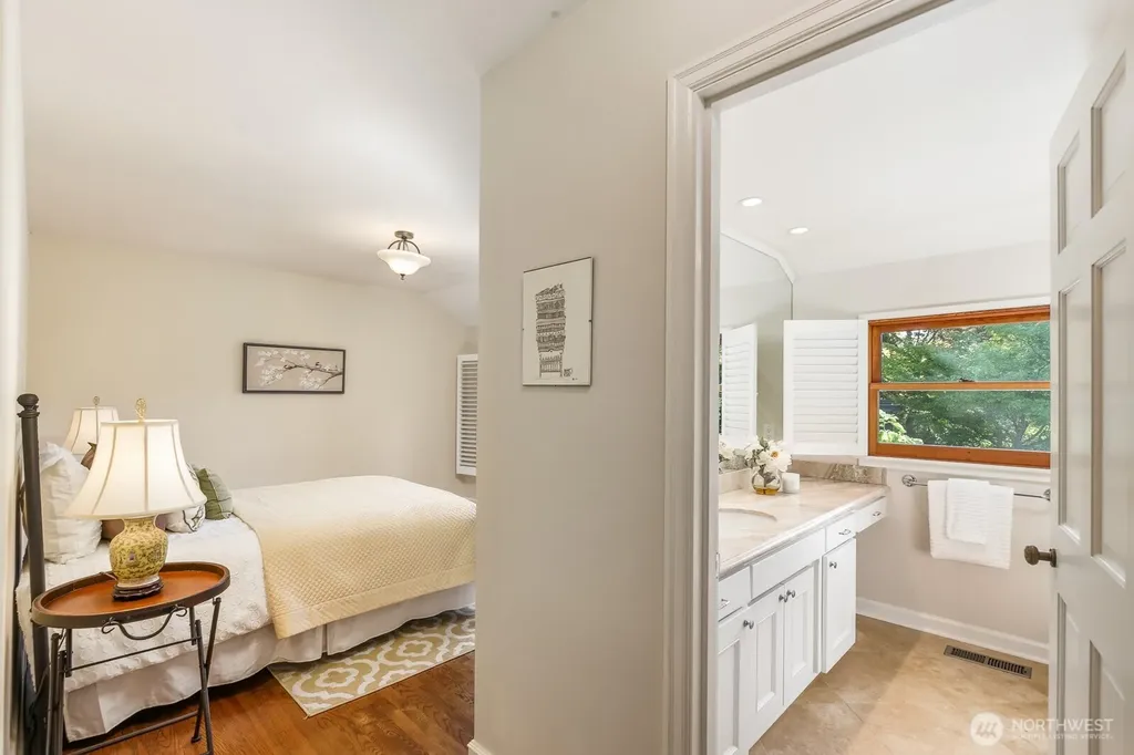 2109 38th Avenue E Seattle WA 98112