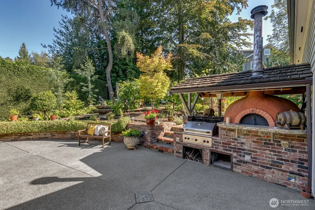 2109 38th Avenue E Seattle WA 98112
