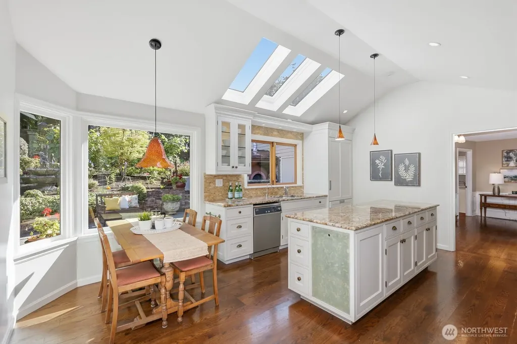 2109 38th Avenue E Seattle WA 98112