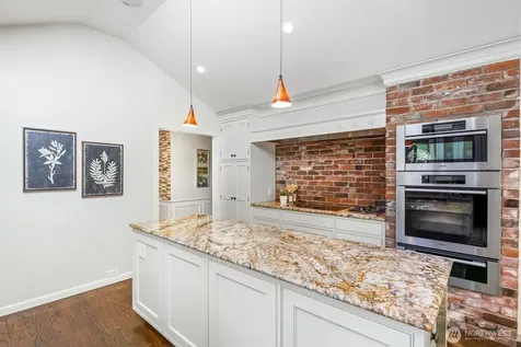 2109 38th Avenue E Seattle WA 98112
