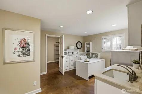 2109 38th Avenue E Seattle WA 98112