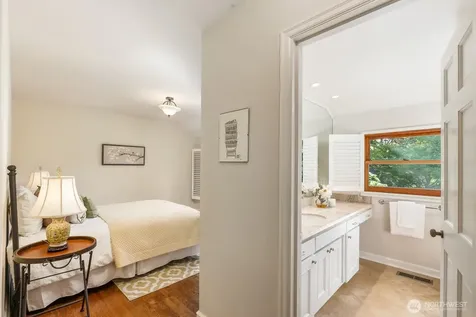 2109 38th Avenue E Seattle WA 98112