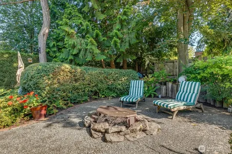 2109 38th Avenue E Seattle WA 98112