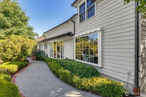 2109 38th Avenue E Seattle WA 98112