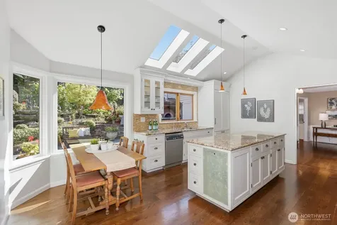 2109 38th Avenue E Seattle WA 98112