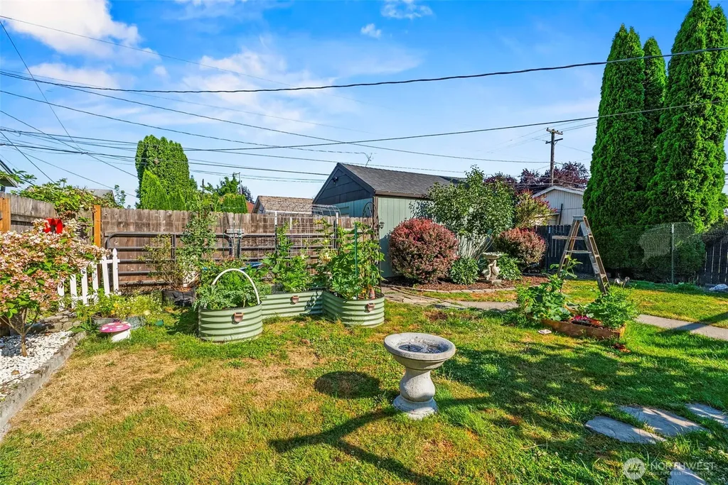 561 18th Avenue Longview WA 98632