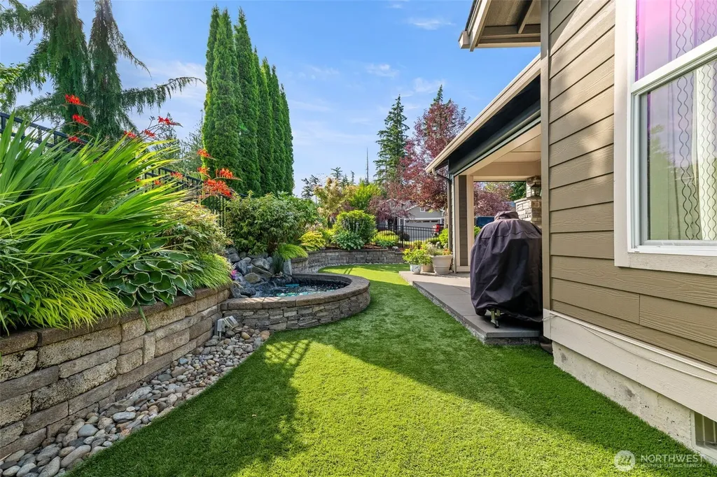 14016 188th Avenue Ct E Bonney Lake WA 98391