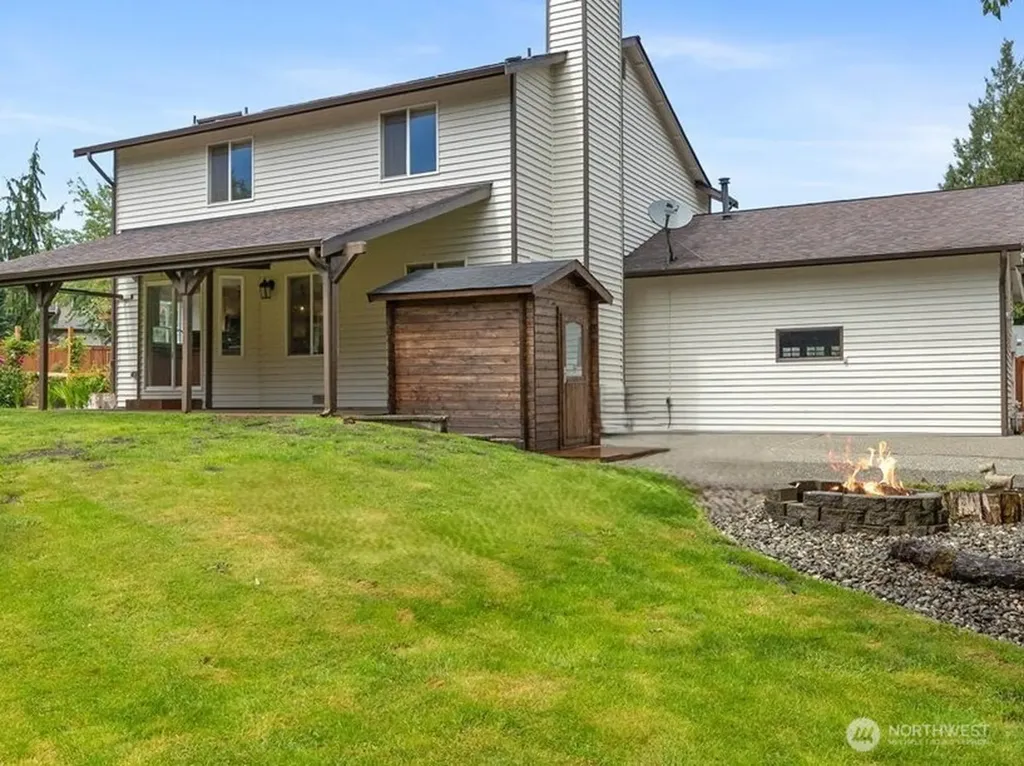 11110 23rd Place NE Lake Stevens WA 98258