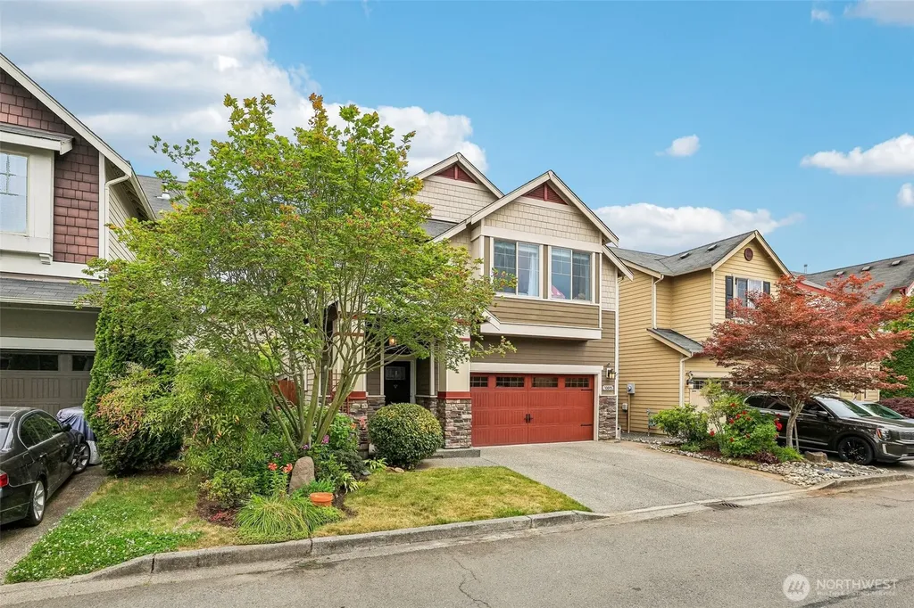 10015 1st Street NE Lake Stevens WA 98258