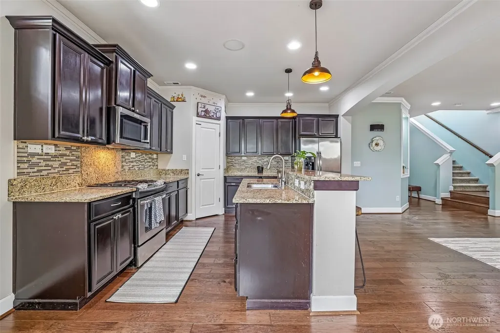 10015 1st Street NE Lake Stevens WA 98258