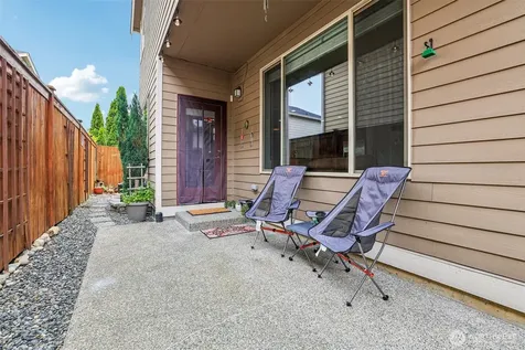 10015 1st Street NE Lake Stevens WA 98258