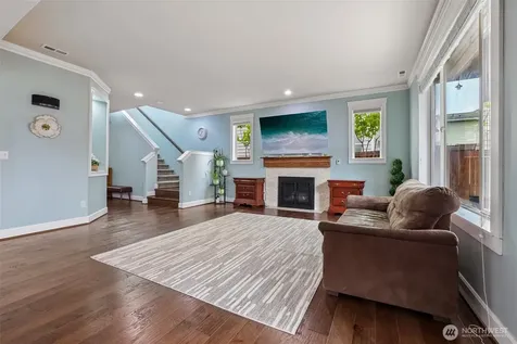 10015 1st Street NE Lake Stevens WA 98258