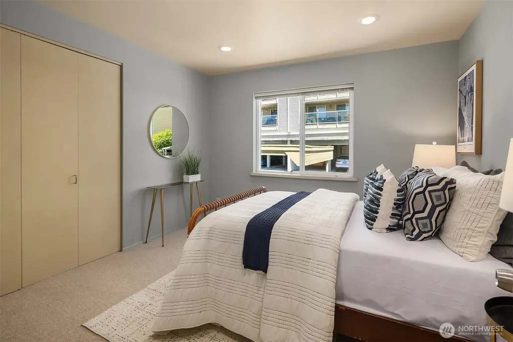 10203 47th Avenue SW Seattle WA 98146